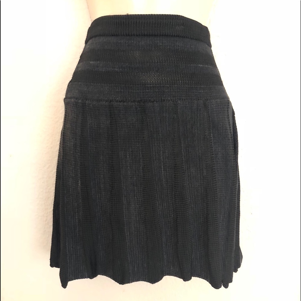 Gorgeous knitted Tamara Catz skirt. Perfect! Sz M